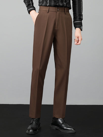 Polo de punto a rayas & pantalones ajustados de corte cónico