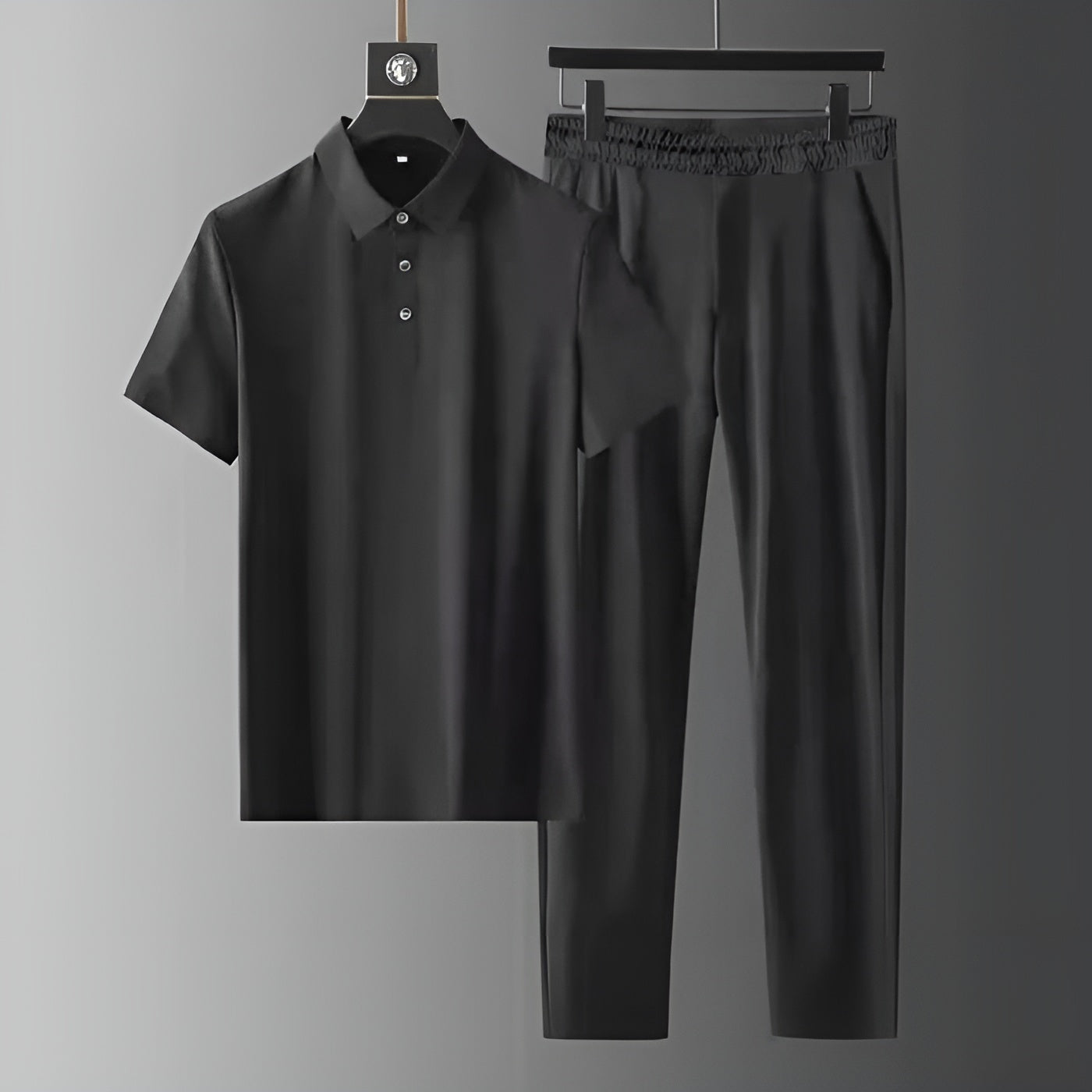 Benicio | Conjunto para hombre de dos piezas con polo y pantalón cómodo | Casual
