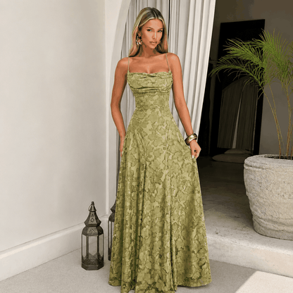 Vestido de Noche Drapeado con Espalda Abierta ✨