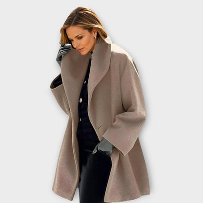 Agnese — Gabardina Elegante y Sofisticada